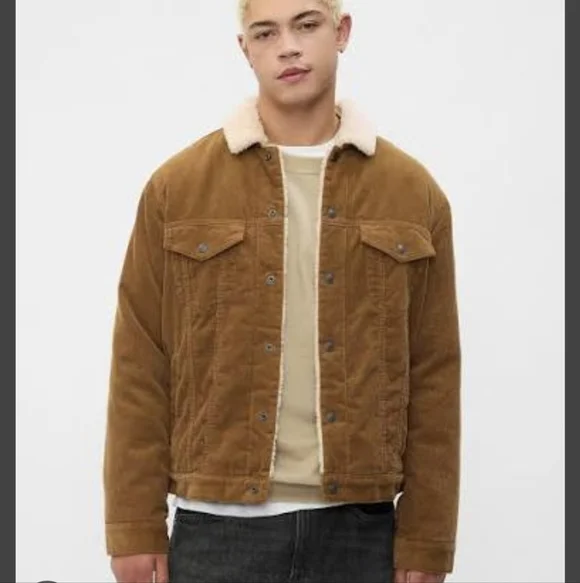 Vintage GAP Men's Icon Y2K Tan Corduroy Jacket with Sherpa Lining L Oversized